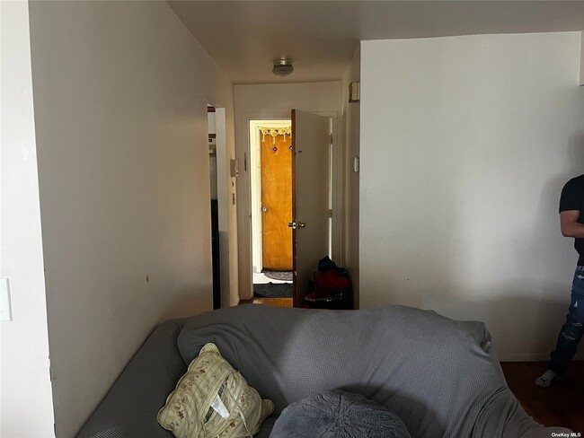 Building Photo - 707 Broadway