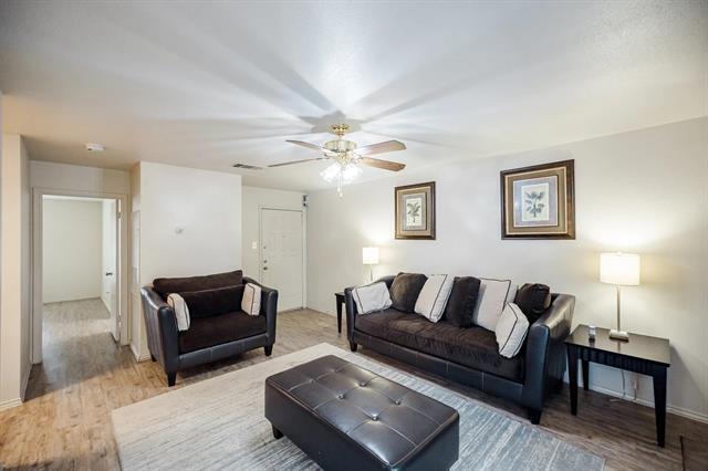 Building Photo - 10401 N Lamar Blvd