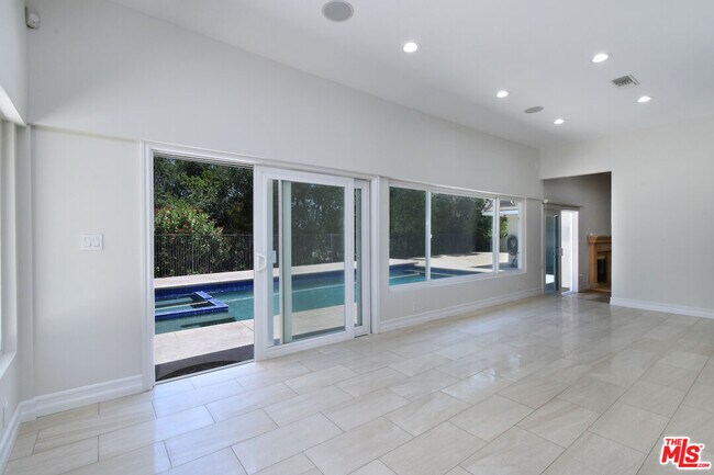Building Photo - 23637 Park Belmonte