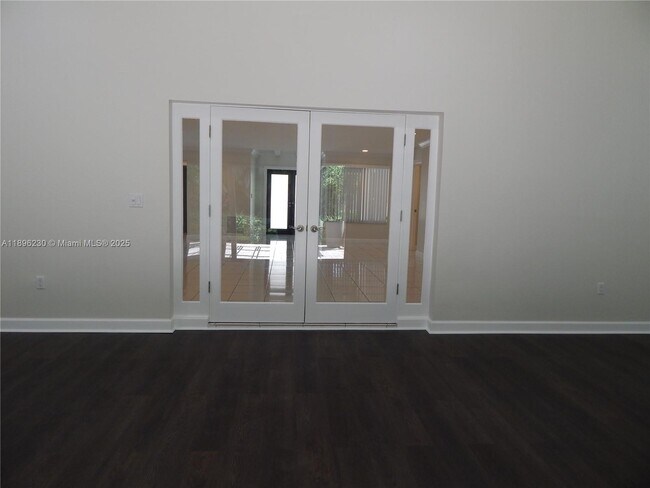 Building Photo - 11530 SW 92nd St