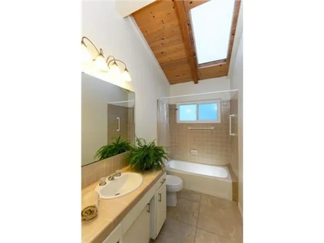 Building Photo - New construction house in La Jolla. Gustavo Lopez AMSI