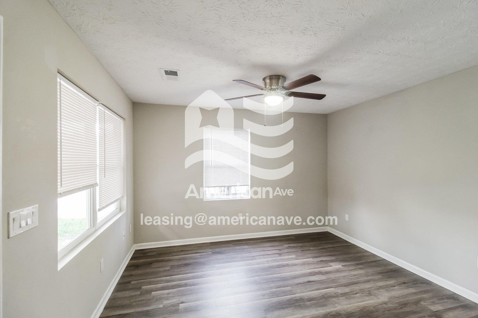 Building Photo - 611 Brown Ave