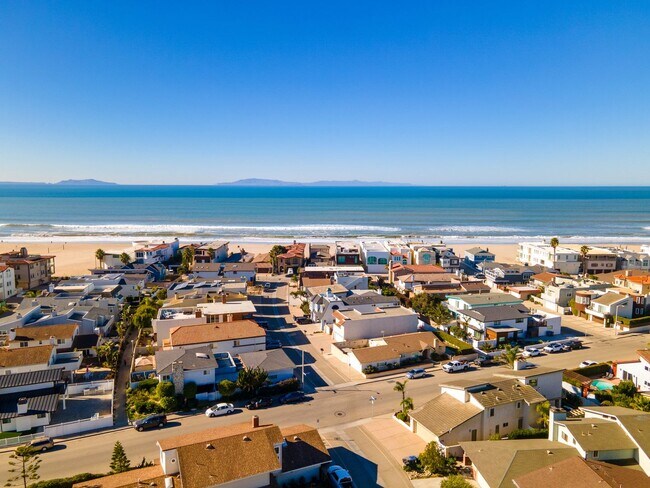 Building Photo - Mandalay Shores Beach| Home on Mandalay Be...