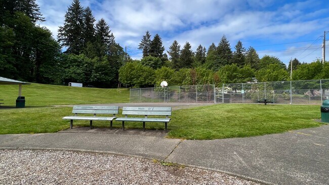Building Photo - New Inside 3 Bedroom, 2 Full Bath on Corne...
