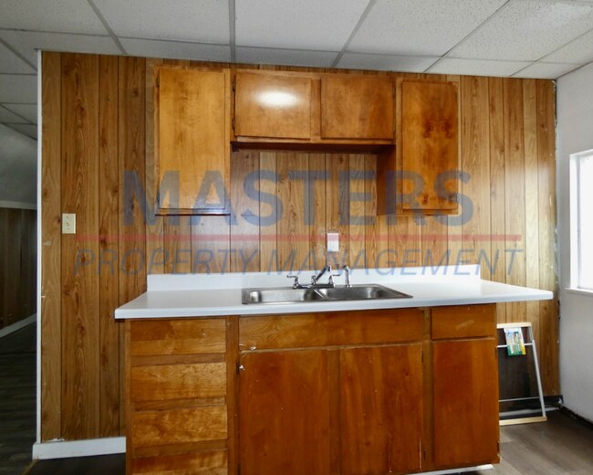 Building Photo - 322 Euclid Ave