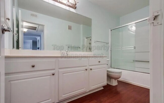 Building Photo - **Private 1 bed / 1 bath Condo in Carmel M...