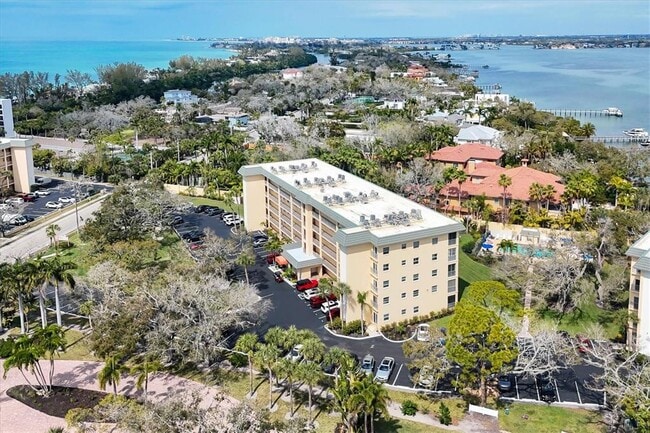 Building Photo - 8625 Midnight Pass Rd