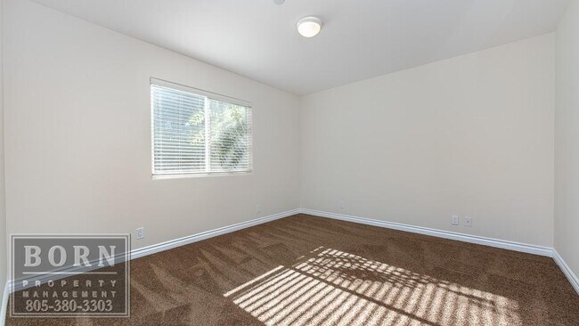 Building Photo - 2741 Los Robles Rd