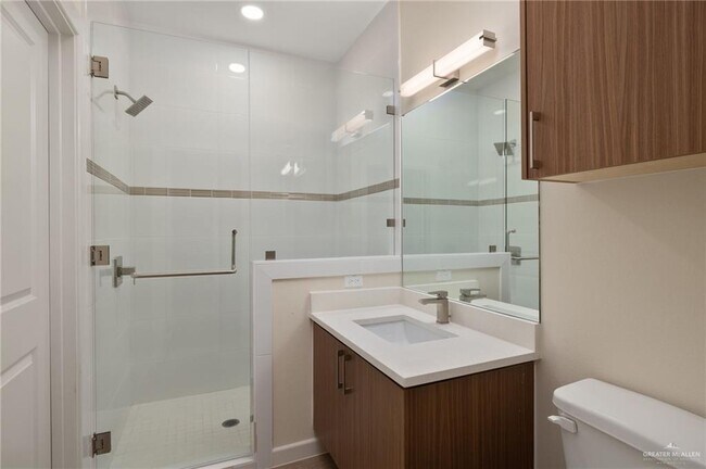 Building Photo - 3600 Valeria Ln