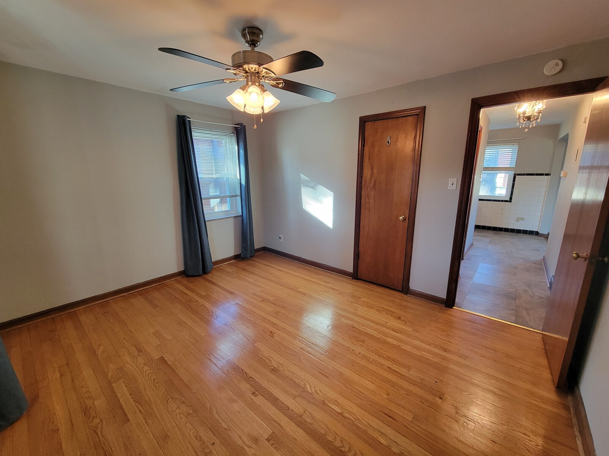 Building Photo - 5849 Eichelberger St