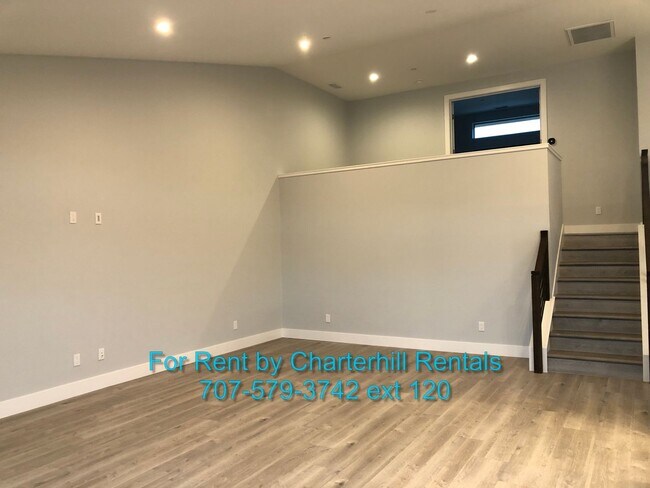 Building Photo - Beautiful, brand new, Fountaingrove home in convenient location near Keysight, Medtronic, Fountai...