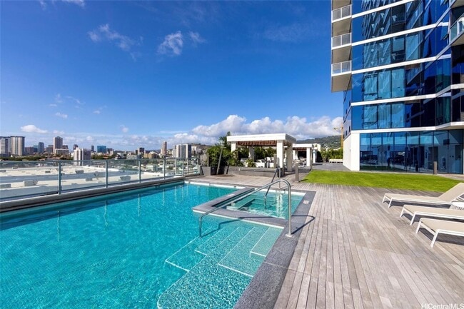 Building Photo - ALL utilities included, furnished one bedroom w/ parking at Azure!