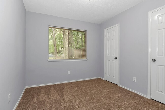 Building Photo - 73 Timberspire Ln