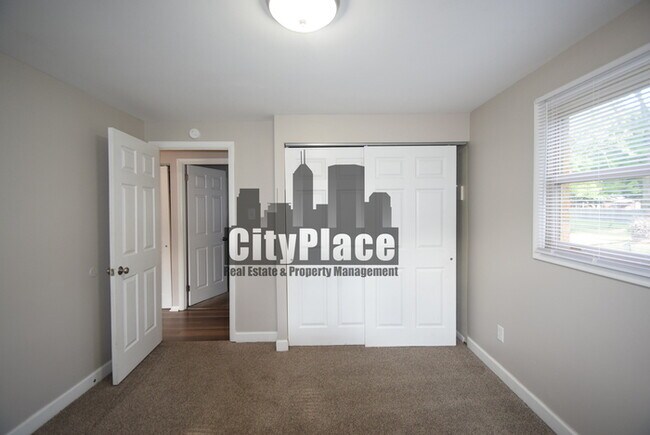 Building Photo - 1712 Arley Dr