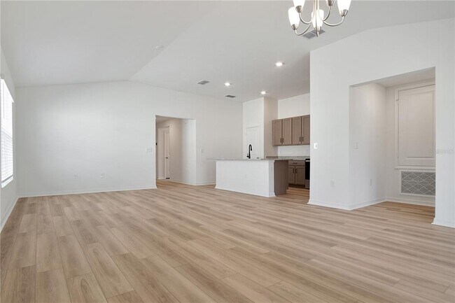 Building Photo - 9224 Westside Hls Dr
