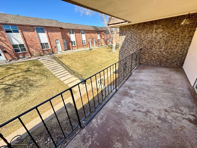 Building Photo - Charming 2BR Condo in Denver