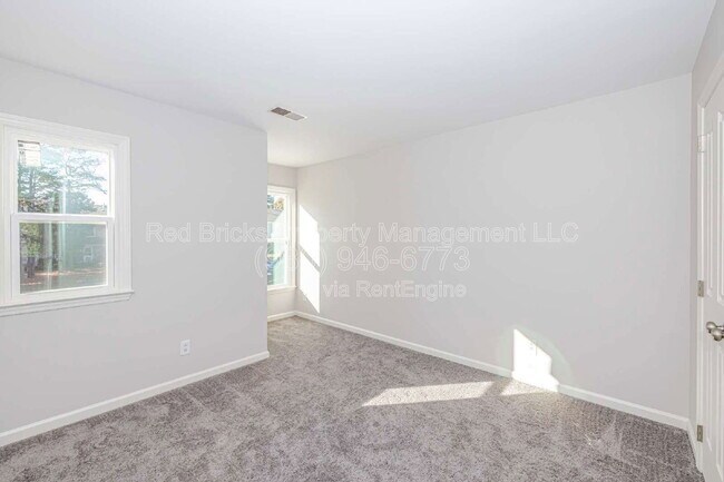 Building Photo - 4709 Morning Dew Ct