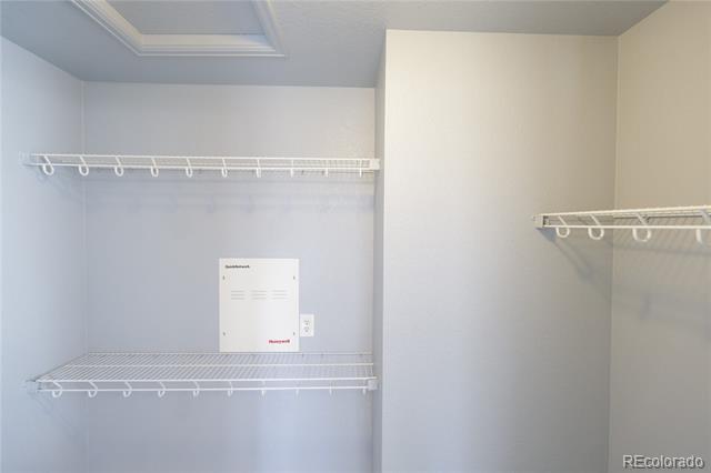 Building Photo - 15612 E 96th Way