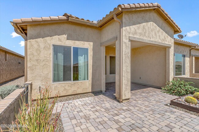 Building Photo - 30660 S Osprey Dr