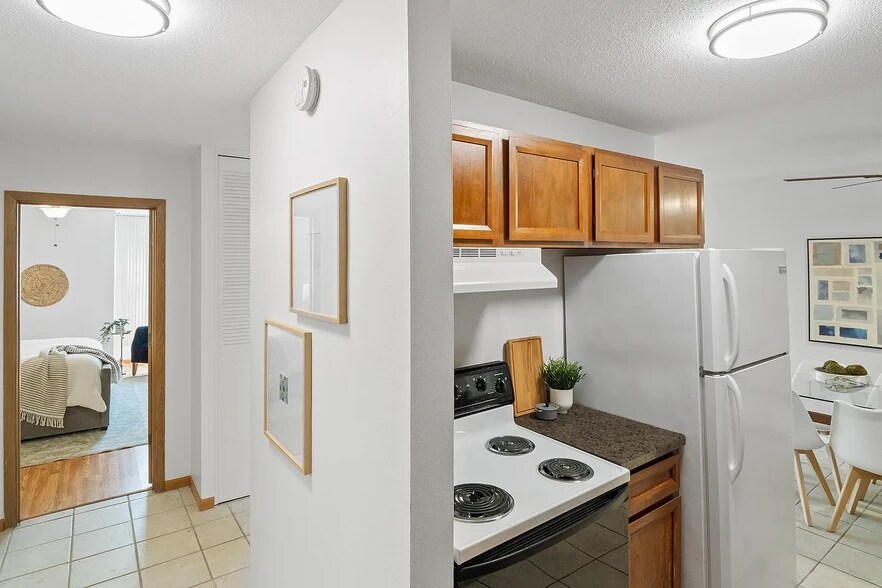 Building Photo - 4530 Park Commons Dr