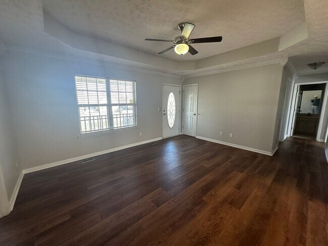 Building Photo - 2302 Medford Campbell Blvd