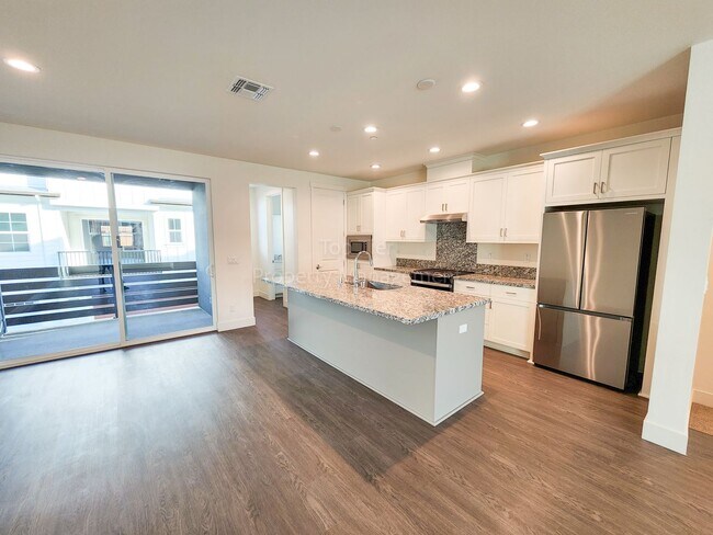 Building Photo - Newer Townhome at Penny Lane in Concord, 2...