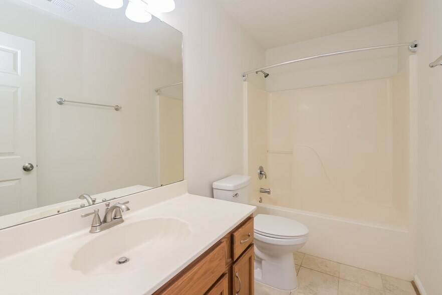 Building Photo - 11319 Valerian Ct