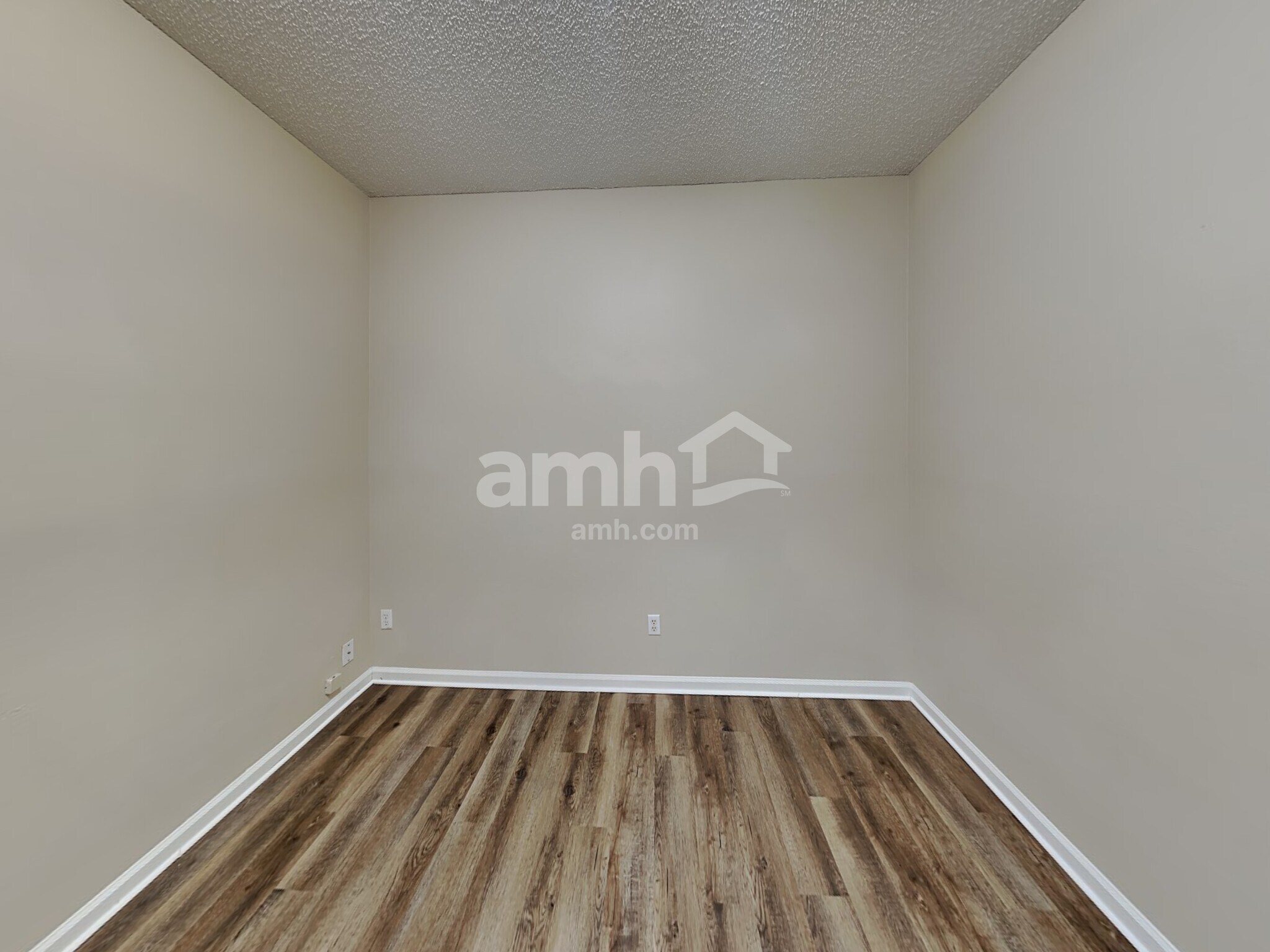 Building Photo - 3293 Abbeyfield Ln