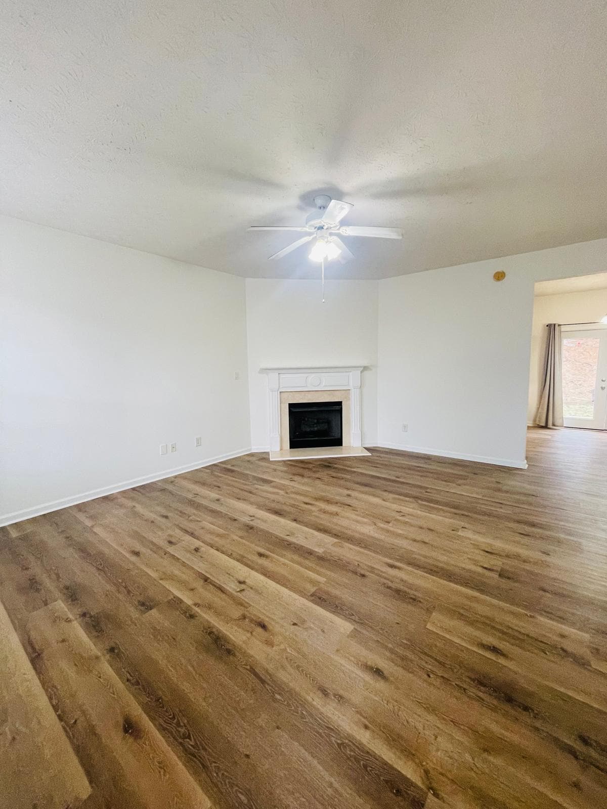 Building Photo - 3709 Hutchinson Trace Dr