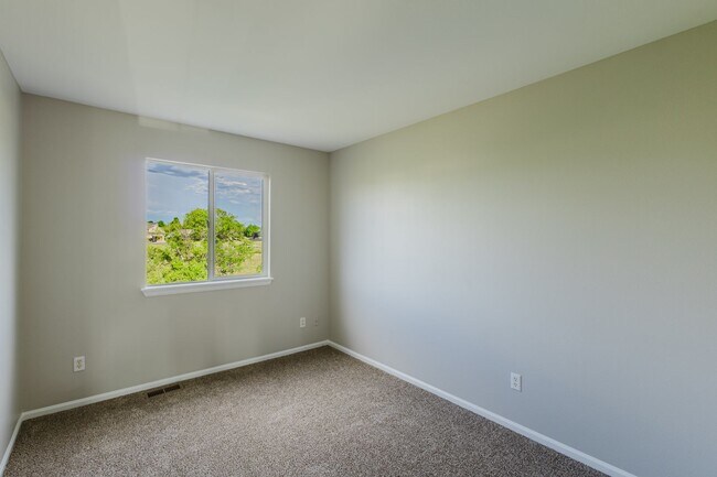 Building Photo - 5288 S Jericho Way