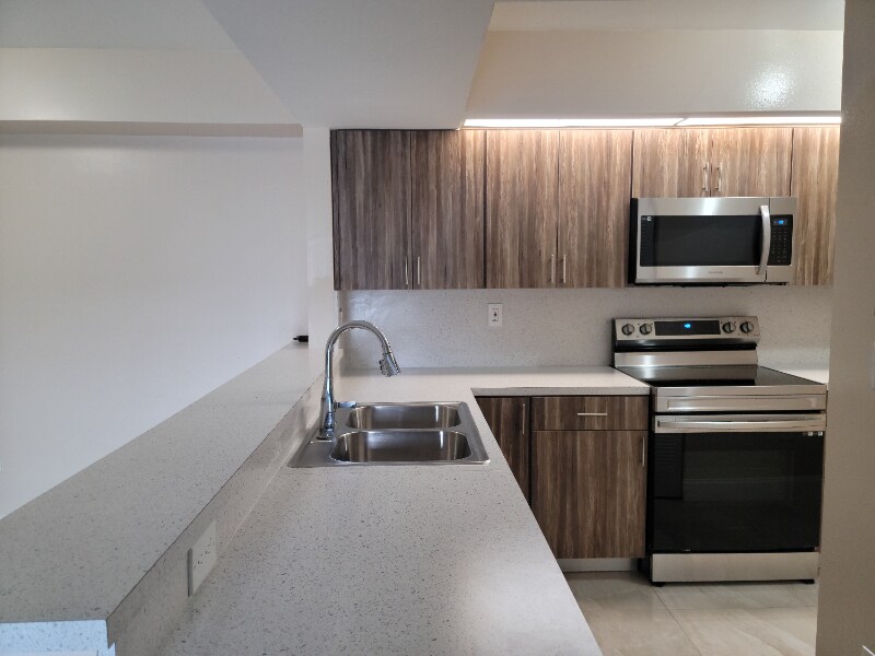 Building Photo - 8640 SW 212th St