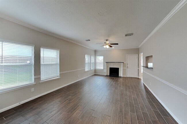 Building Photo - 1343 Edenderry Ln
