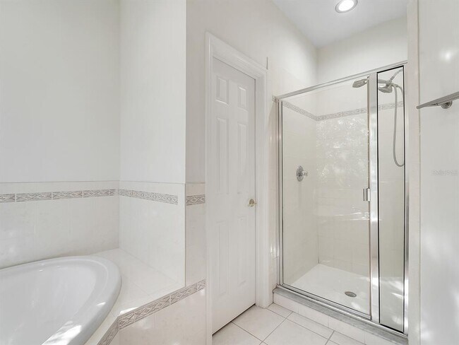 Building Photo - 18022 Maui Isle Dr