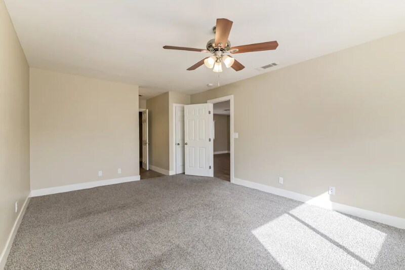 Building Photo - 7150 Powderhorn Cir