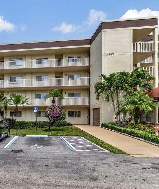 Primary Photo - 4735 Lucerne Lakes Blvd W