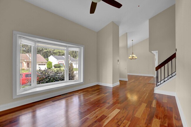 Building Photo - Charming Home with Modern Upgrades and Out...