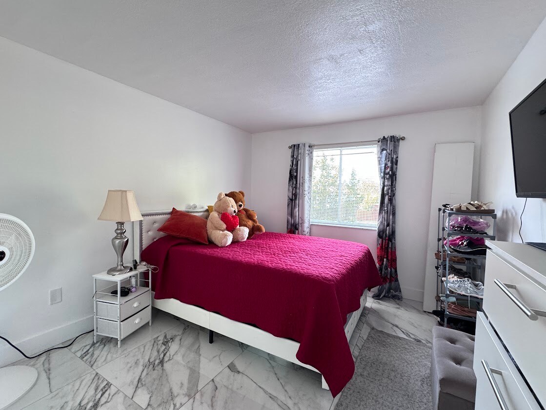 Building Photo - 15241 SW 80th St