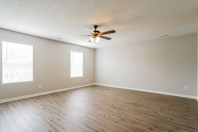 Building Photo - 1227 Arbor Greene Dr