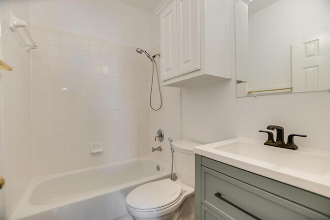 Building Photo - 7301 Fabion Dr