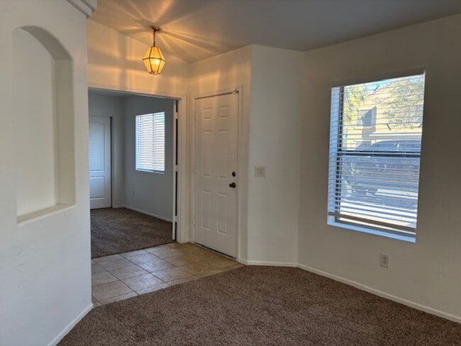 Building Photo - 36509 W Padilla St
