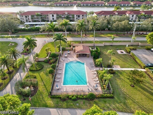 Building Photo - 6900 Huntington Lakes Cir
