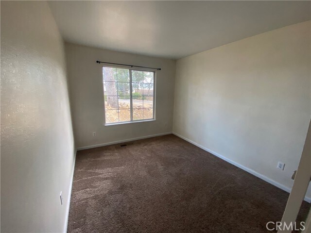 Building Photo - 20995 Powder Horn Rd