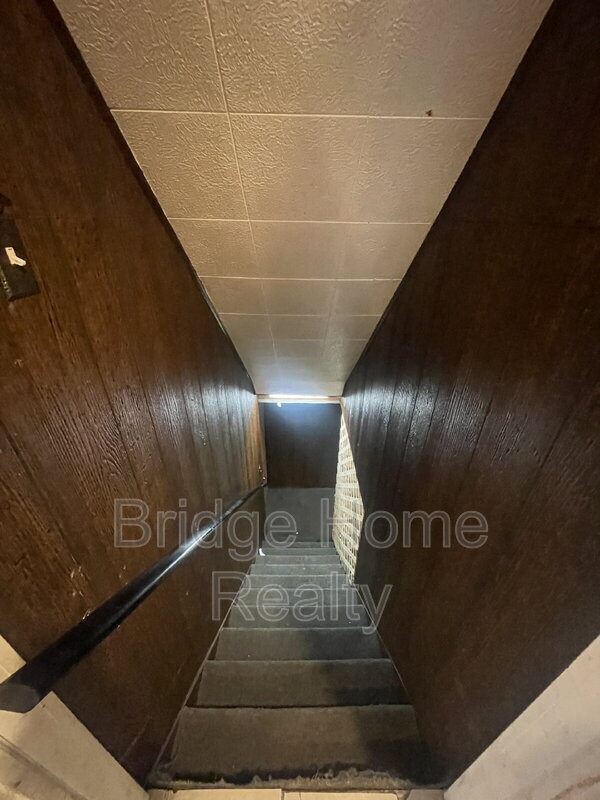 Building Photo - 149 Parkwood Rd