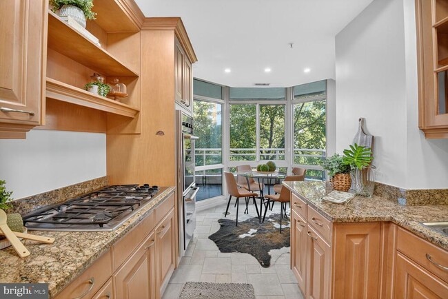 Building Photo - 5630 Wisconsin Ave