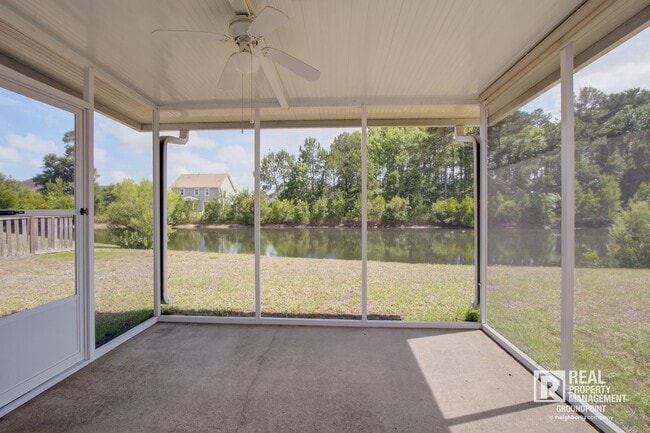 Building Photo - Johns Island Rental | Screened Porch & Pond Views