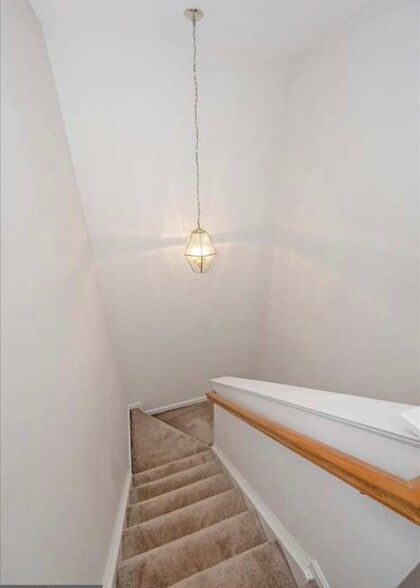 Building Photo - 4946 Whitney Terrace