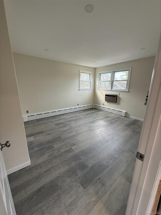 Building Photo - 8 Jackson St