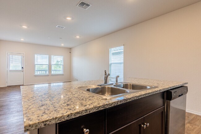 Building Photo - 13021 Kalinoski