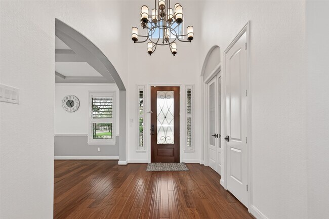 Building Photo - 2727 Carriage Hollow Ln