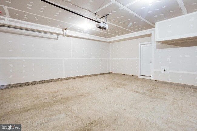 Building Photo - 43469 Grandmoore St